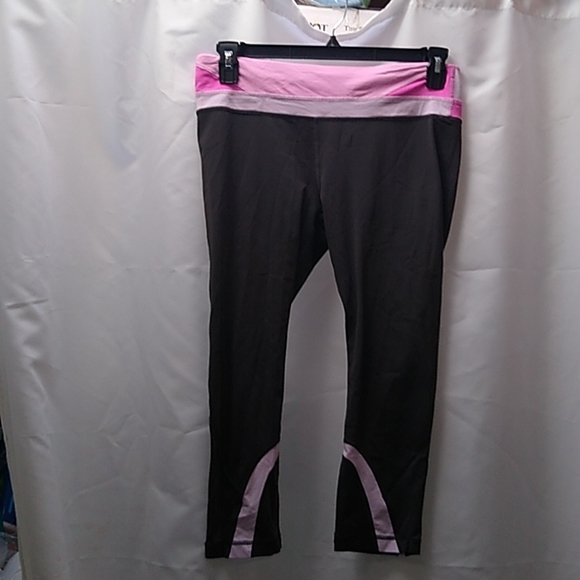Lululemon gray capris pink and white waist - Picture 1 of 7